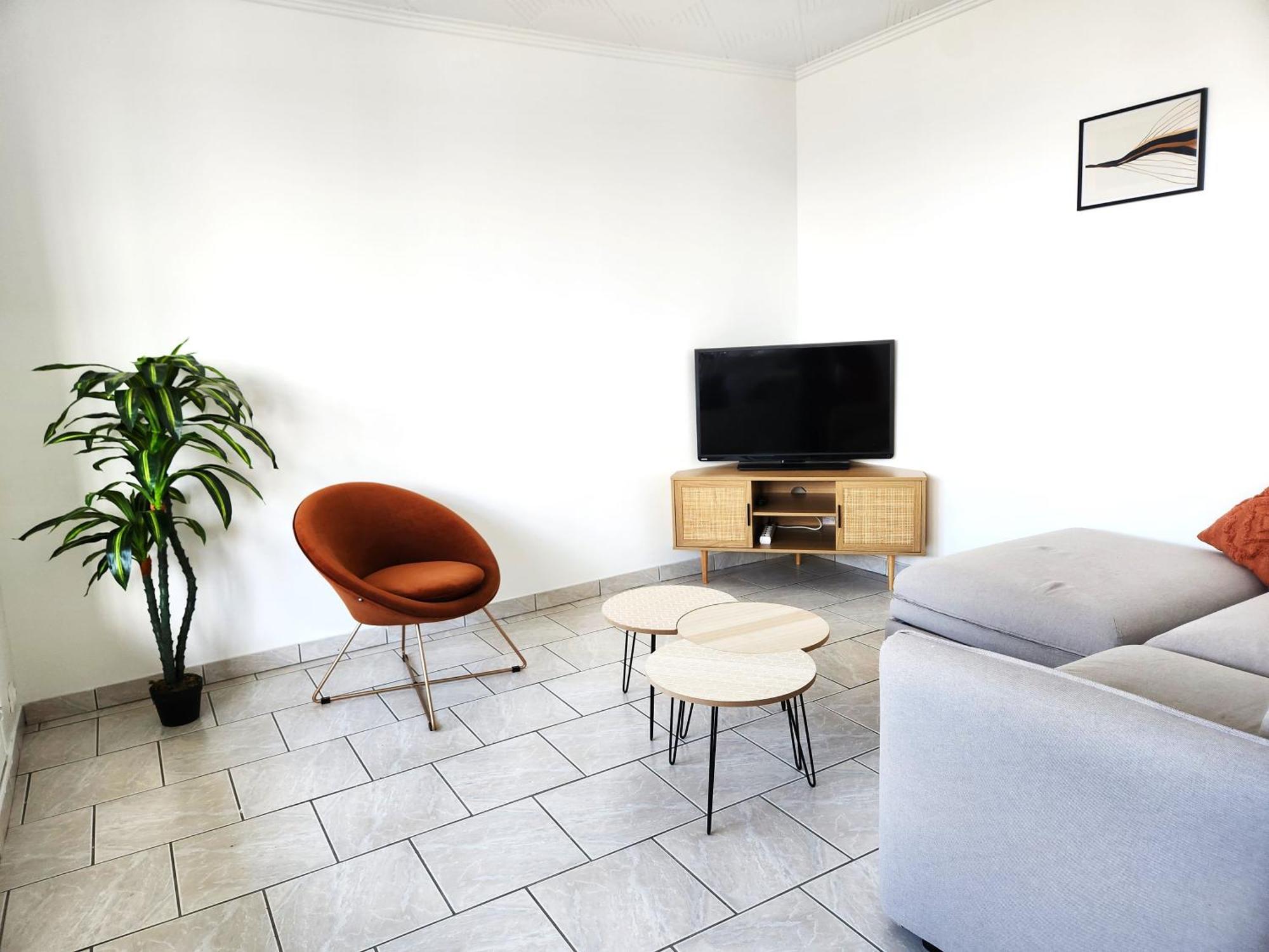 Appartement Cosy Et Lumineux Saint-Jean-de-la-Ruelle Eksteriør bilde